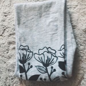 Leaf pattern kids leggings | girls